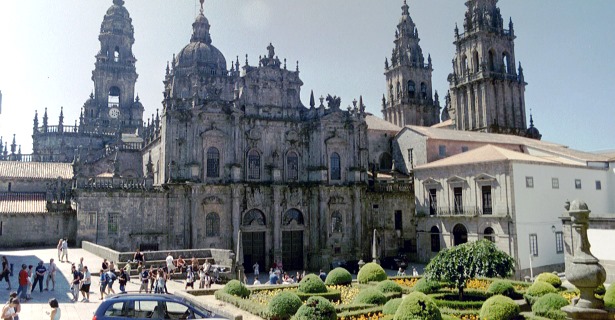 Santiago de Compostela, autocaravana de aluguer na Corunha, Espanha