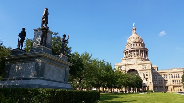 Capitol Hill, Austin, Discovering central Texas