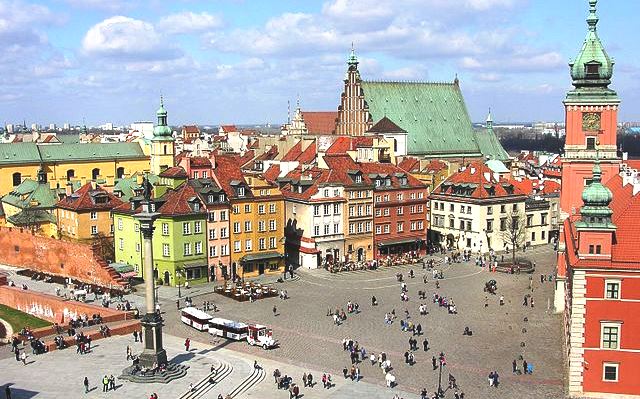 Lodz Motorhome Rental Holiday from Warsaw, Poland,castle square