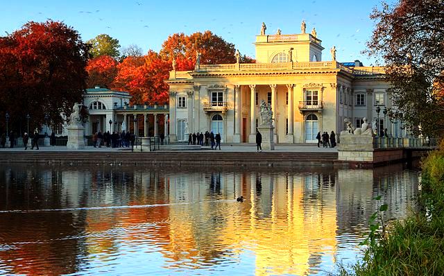 Warsaw Motorhome Rental,Pałac na Wodzie,Palace on the Water, Royal Lazienki Park