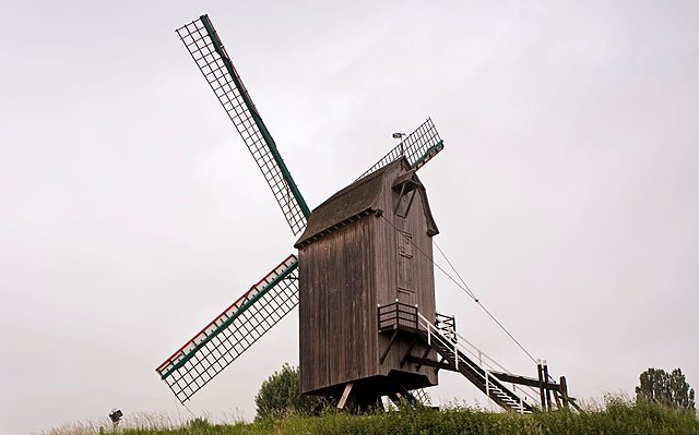 Touring Brussels Historic Windmills,Windmill Luizenmolen, Anderlecht