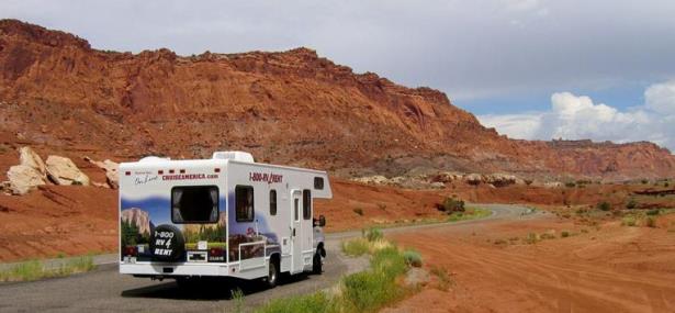 Cruise America Class C Motorhome Rental, Albuquerque, New Mexico