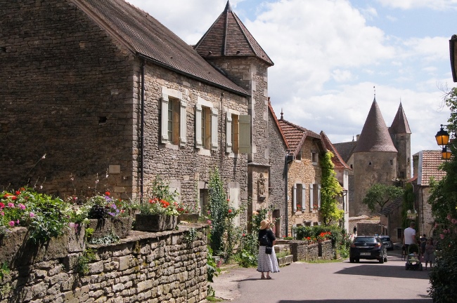 Chateauneuf en Auxois, La Cote d' Or, Burgundy