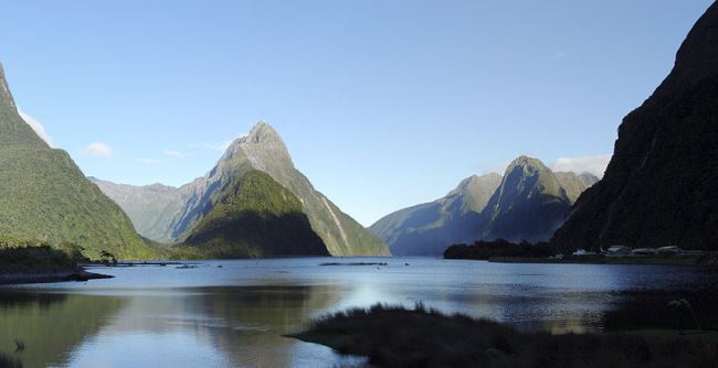 Milford Road, New Zealand: Milford Sound and Mitre Peak