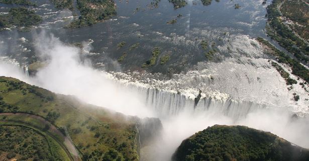 Victoria Falls, Zimbabué, Campervan 4WD de Aluguer em Victoria Falls