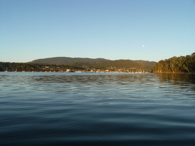 Trilha Huon, Tasmânia: Kettering no Canal D'Entrecasteaux, Viagem cênica na Trilha Huon