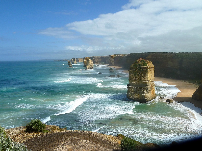 墨尔本房车租赁 Twelve Apostles on the Great Ocean Road, Victoria, Australia