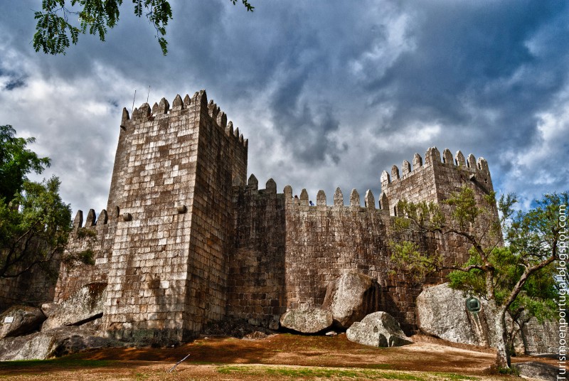 葡萄牙房车租赁, 吉马良斯城堡